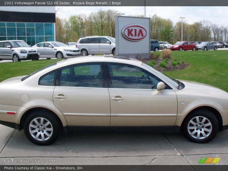 Mojave Beige Metallic / Beige 2001 Volkswagen Passat GLS V6 Sedan