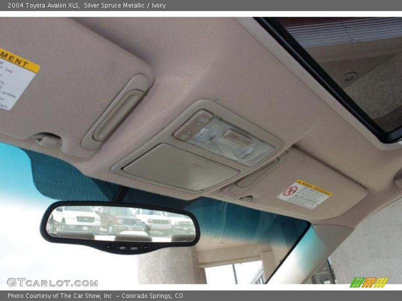 Silver Spruce Metallic / Ivory 2004 Toyota Avalon XLS