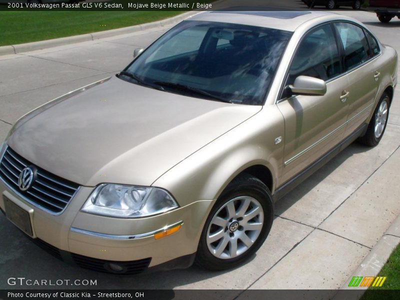 Mojave Beige Metallic / Beige 2001 Volkswagen Passat GLS V6 Sedan
