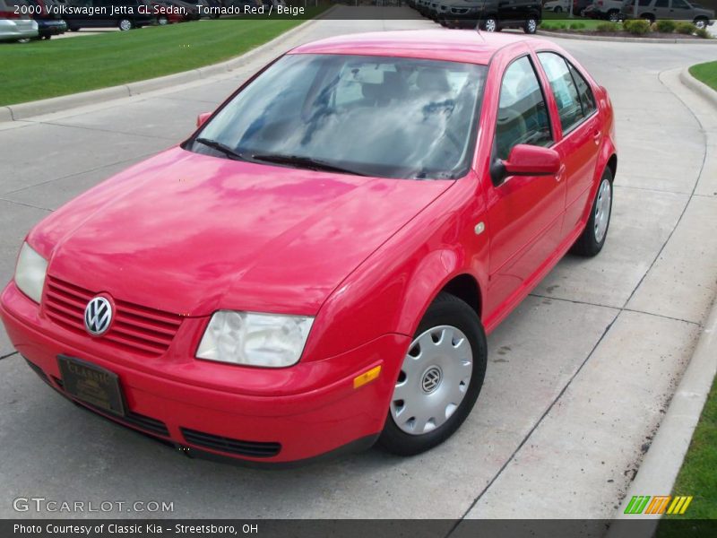 Tornado Red / Beige 2000 Volkswagen Jetta GL Sedan
