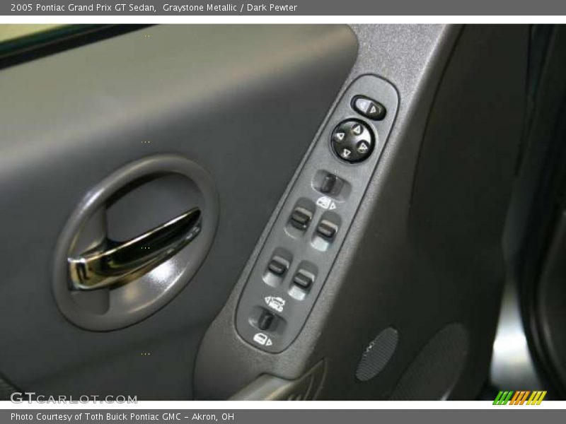 Graystone Metallic / Dark Pewter 2005 Pontiac Grand Prix GT Sedan