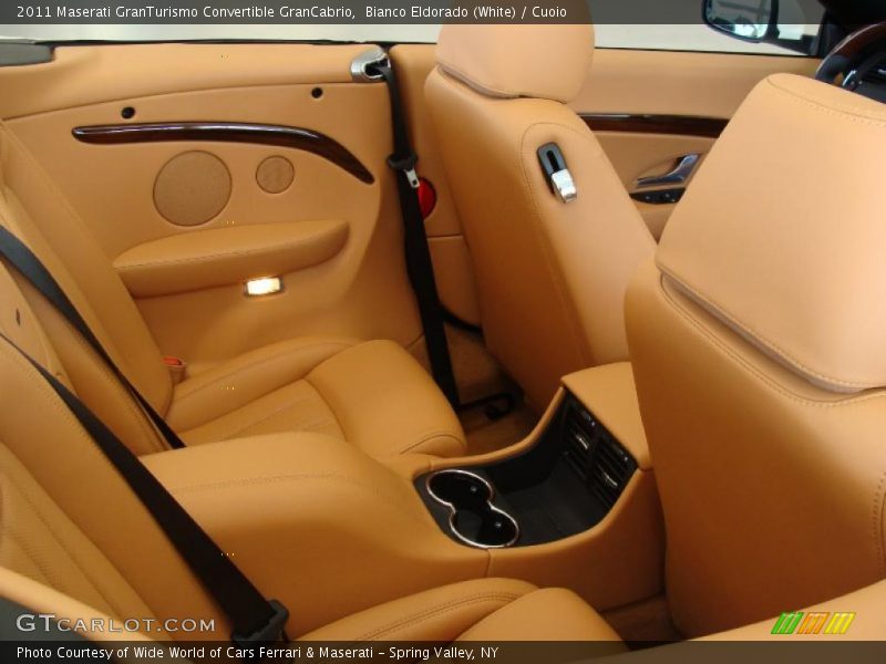  2011 GranTurismo Convertible GranCabrio Cuoio Interior