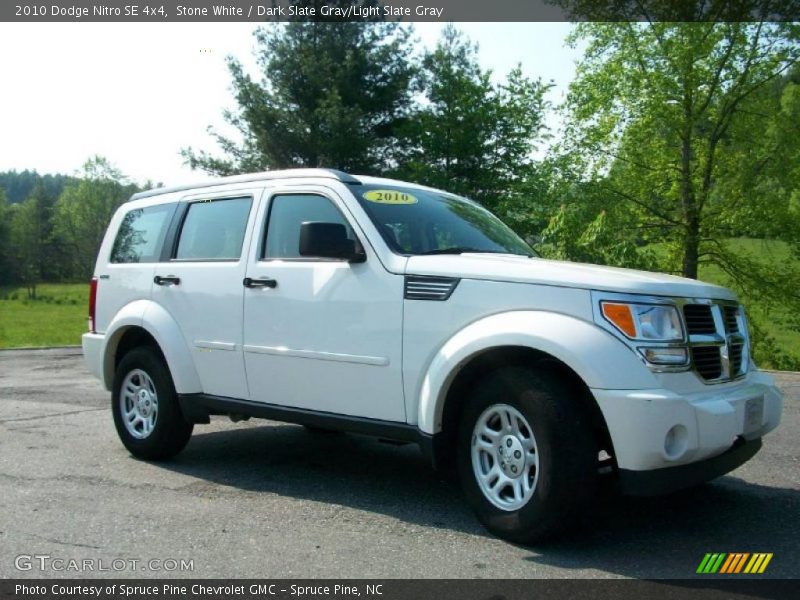 Stone White / Dark Slate Gray/Light Slate Gray 2010 Dodge Nitro SE 4x4
