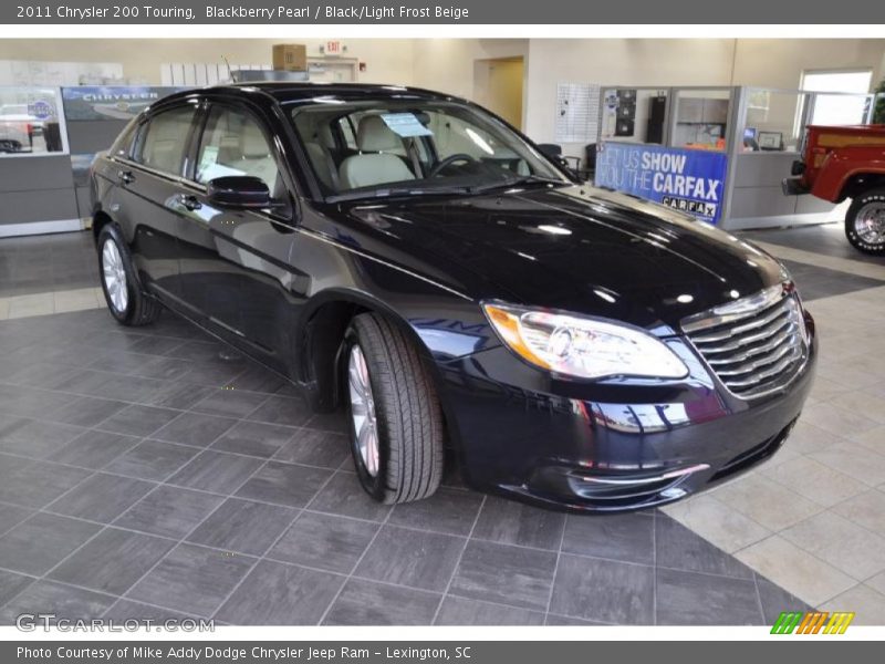 Blackberry Pearl / Black/Light Frost Beige 2011 Chrysler 200 Touring