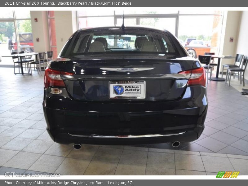 Blackberry Pearl / Black/Light Frost Beige 2011 Chrysler 200 Touring