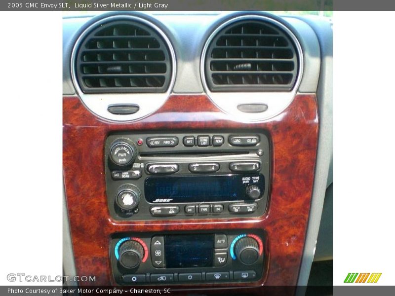 Liquid Silver Metallic / Light Gray 2005 GMC Envoy SLT