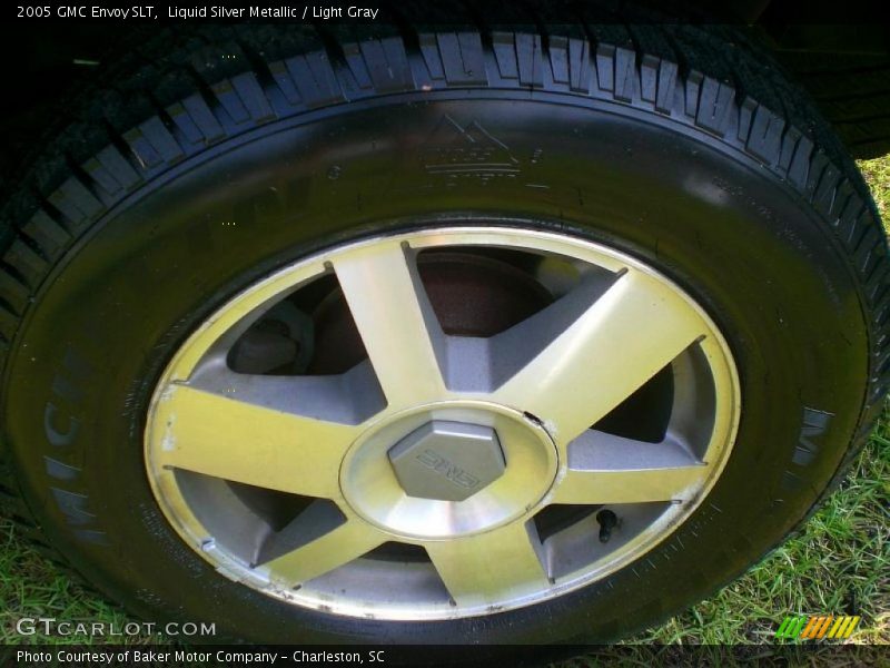 Liquid Silver Metallic / Light Gray 2005 GMC Envoy SLT