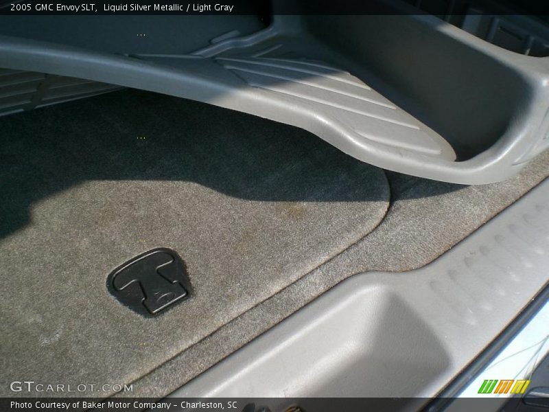 Liquid Silver Metallic / Light Gray 2005 GMC Envoy SLT