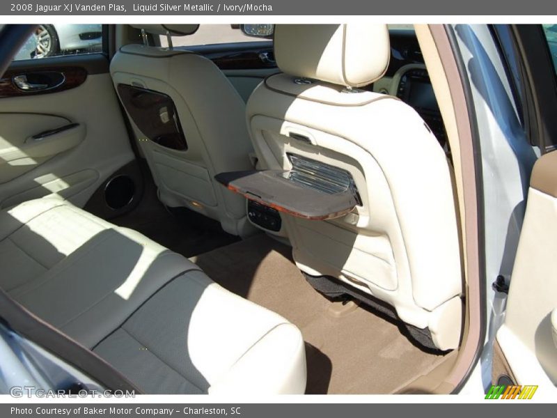 Liquid Silver Metallic / Ivory/Mocha 2008 Jaguar XJ Vanden Plas