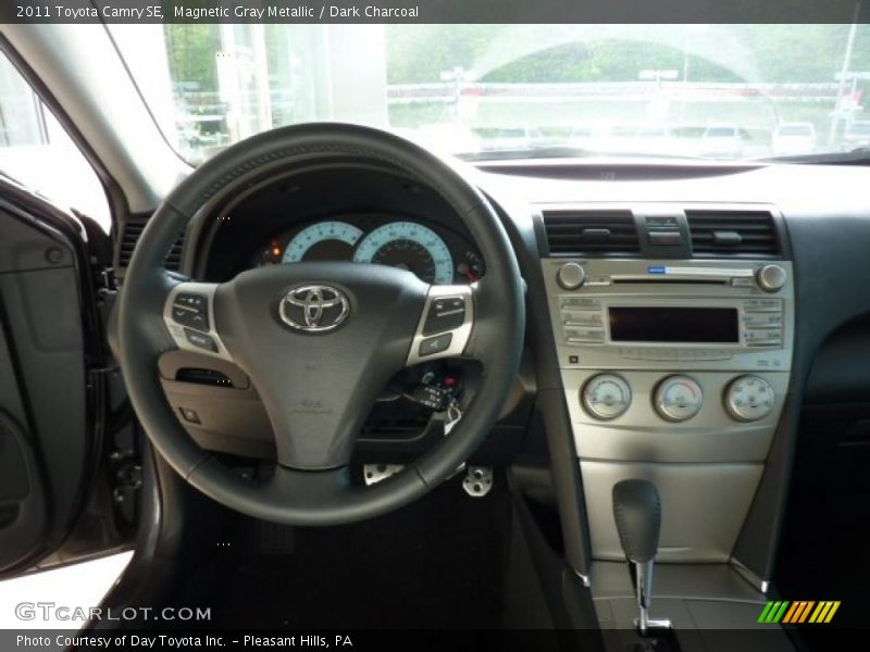 Magnetic Gray Metallic / Dark Charcoal 2011 Toyota Camry SE