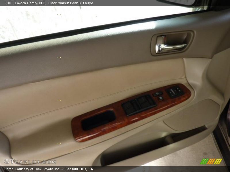 Black Walnut Pearl / Taupe 2002 Toyota Camry XLE