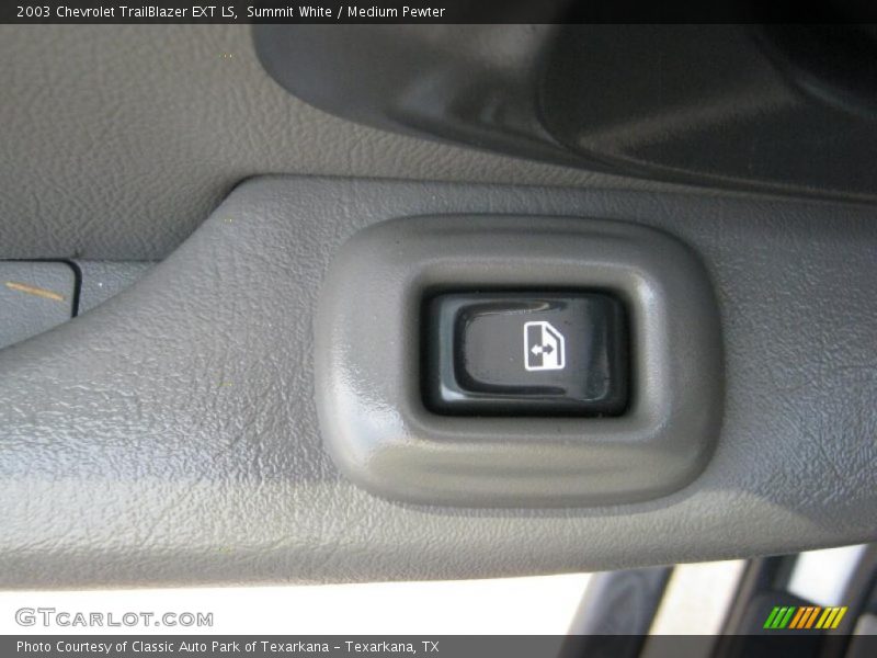 Summit White / Medium Pewter 2003 Chevrolet TrailBlazer EXT LS