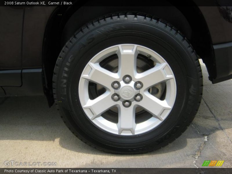 Garnet / Black 2008 Saturn Outlook XE