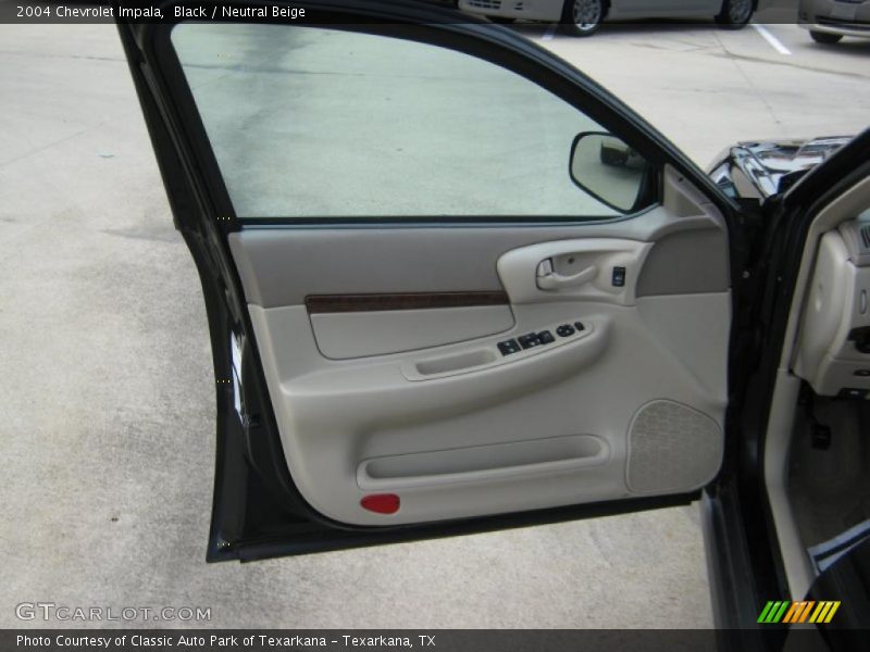 Black / Neutral Beige 2004 Chevrolet Impala
