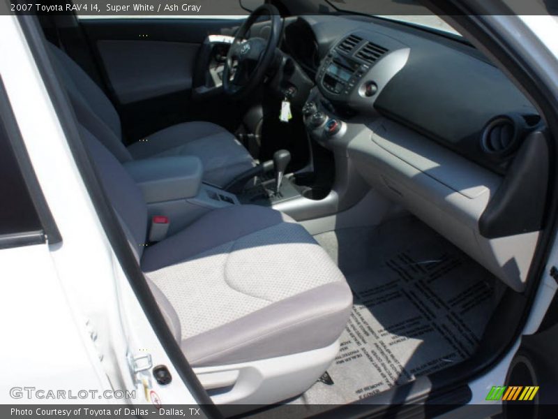 Super White / Ash Gray 2007 Toyota RAV4 I4
