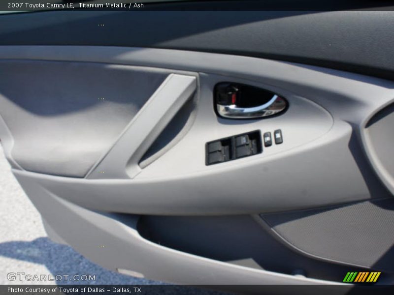 Titanium Metallic / Ash 2007 Toyota Camry LE
