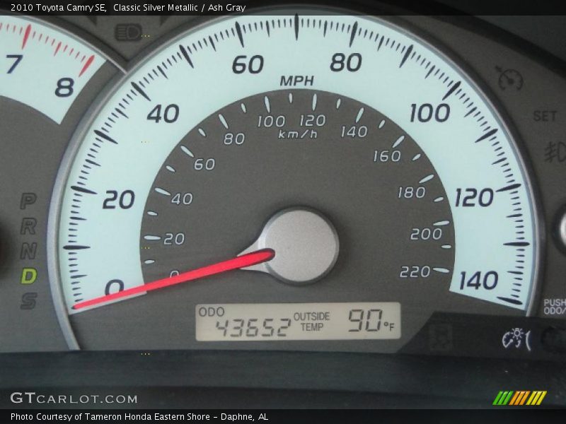 Classic Silver Metallic / Ash Gray 2010 Toyota Camry SE