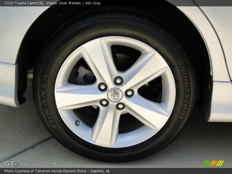 Classic Silver Metallic / Ash Gray 2010 Toyota Camry SE