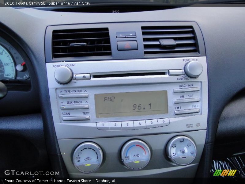 Super White / Ash Gray 2010 Toyota Camry SE