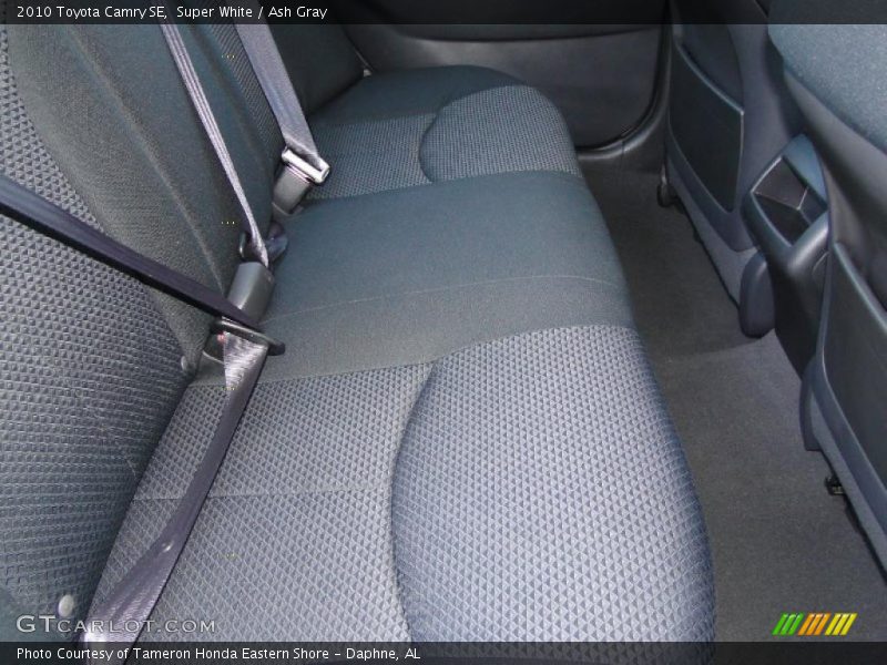 Super White / Ash Gray 2010 Toyota Camry SE