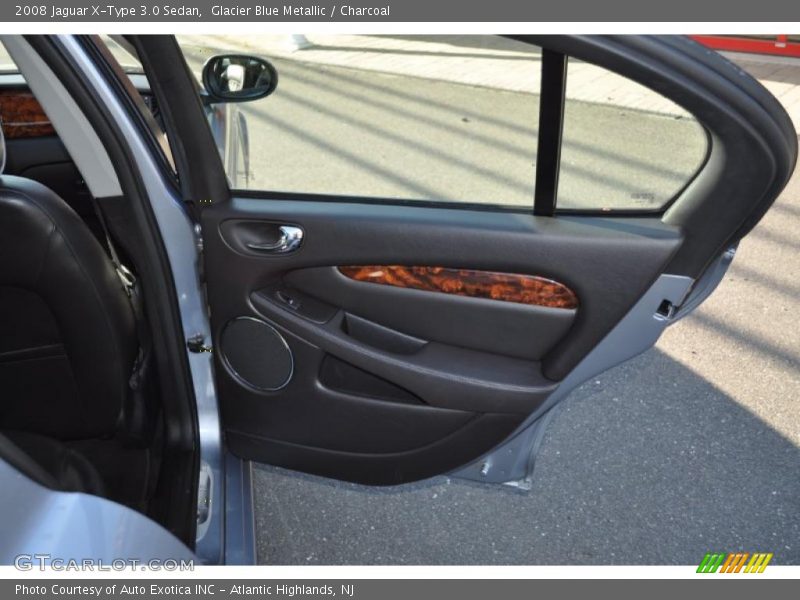 Door Panel of 2008 X-Type 3.0 Sedan