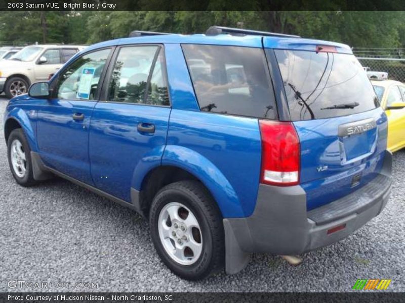 Bright Blue / Gray 2003 Saturn VUE