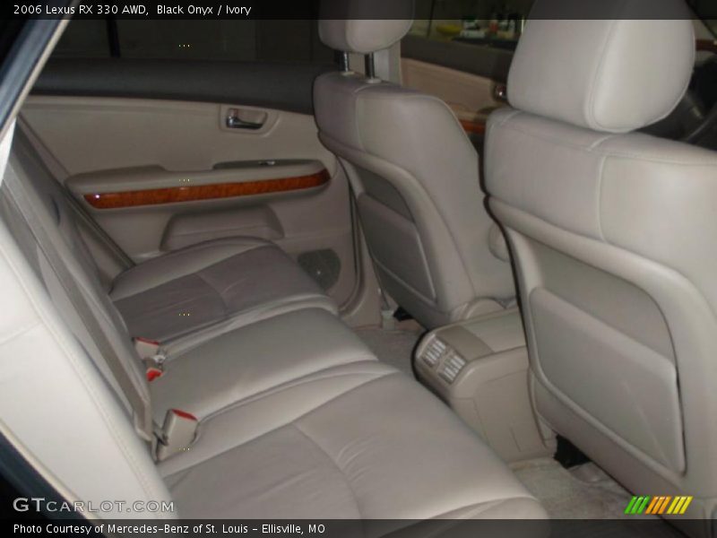 Black Onyx / Ivory 2006 Lexus RX 330 AWD