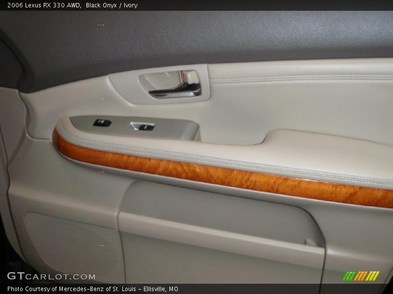 Black Onyx / Ivory 2006 Lexus RX 330 AWD