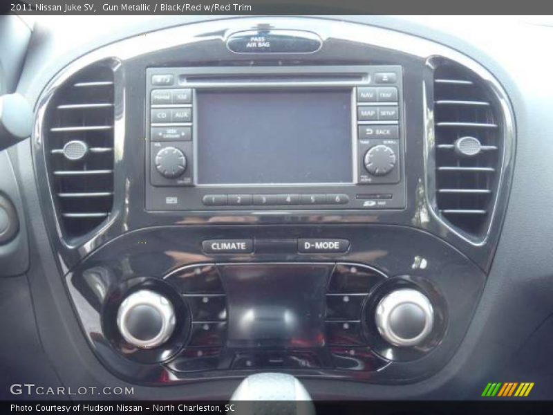 Controls of 2011 Juke SV
