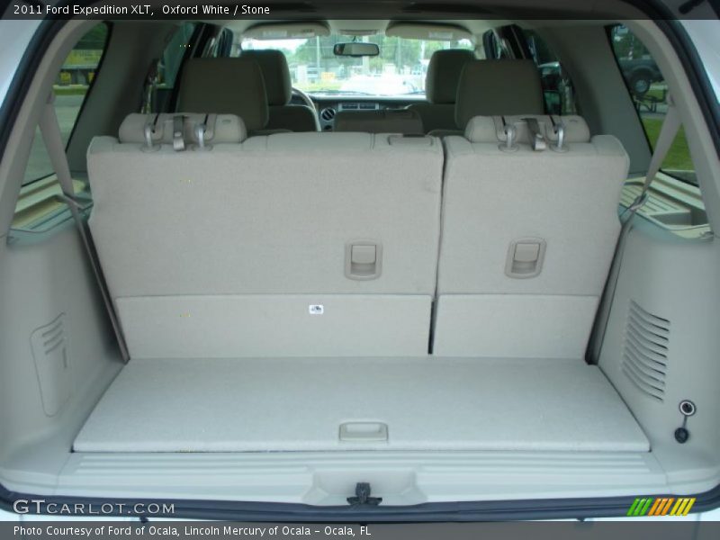 Oxford White / Stone 2011 Ford Expedition XLT