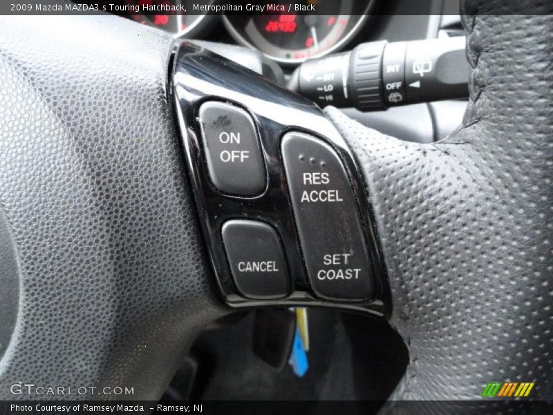 Controls of 2009 MAZDA3 s Touring Hatchback