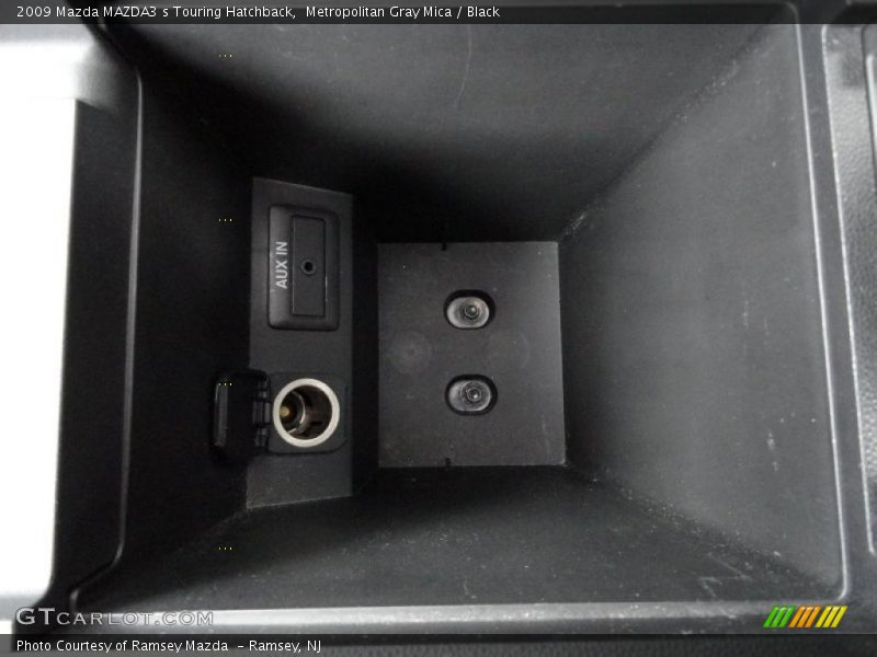 Metropolitan Gray Mica / Black 2009 Mazda MAZDA3 s Touring Hatchback