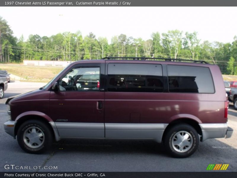  1997 Astro LS Passenger Van Cyclamen Purple Metallic