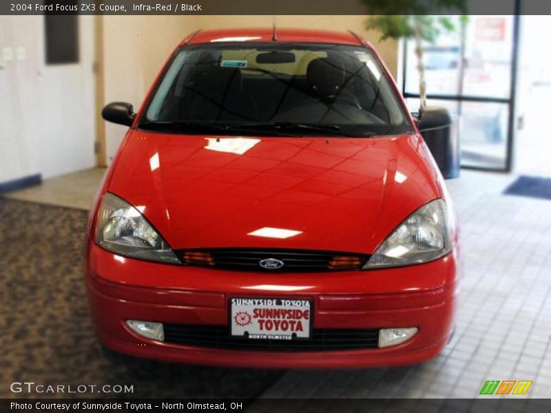 Infra-Red / Black 2004 Ford Focus ZX3 Coupe