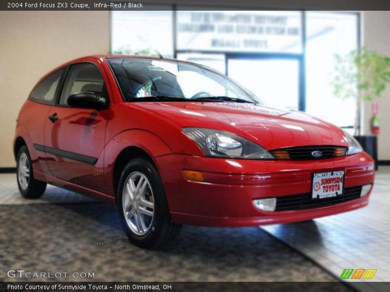 Infra-Red / Black 2004 Ford Focus ZX3 Coupe