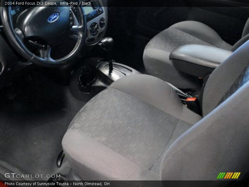 Infra-Red / Black 2004 Ford Focus ZX3 Coupe