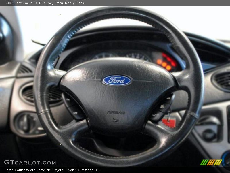 Infra-Red / Black 2004 Ford Focus ZX3 Coupe