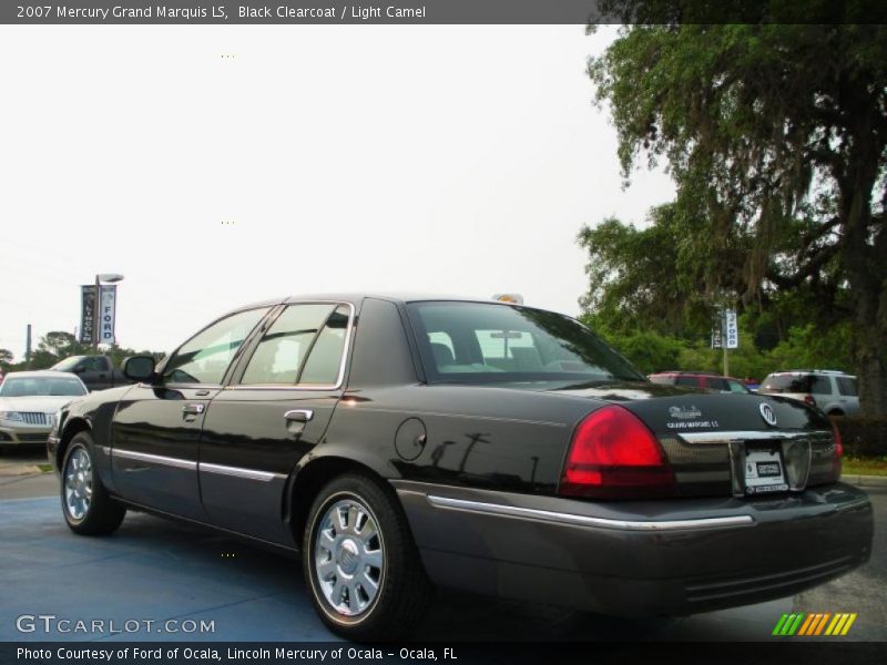 Black Clearcoat / Light Camel 2007 Mercury Grand Marquis LS