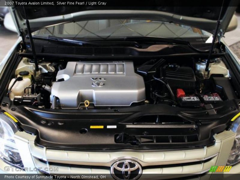 Silver Pine Pearl / Light Gray 2007 Toyota Avalon Limited
