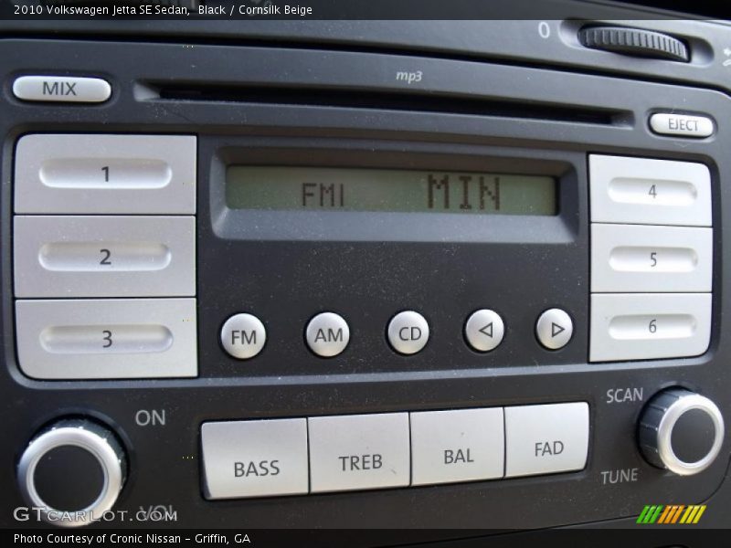 Black / Cornsilk Beige 2010 Volkswagen Jetta SE Sedan
