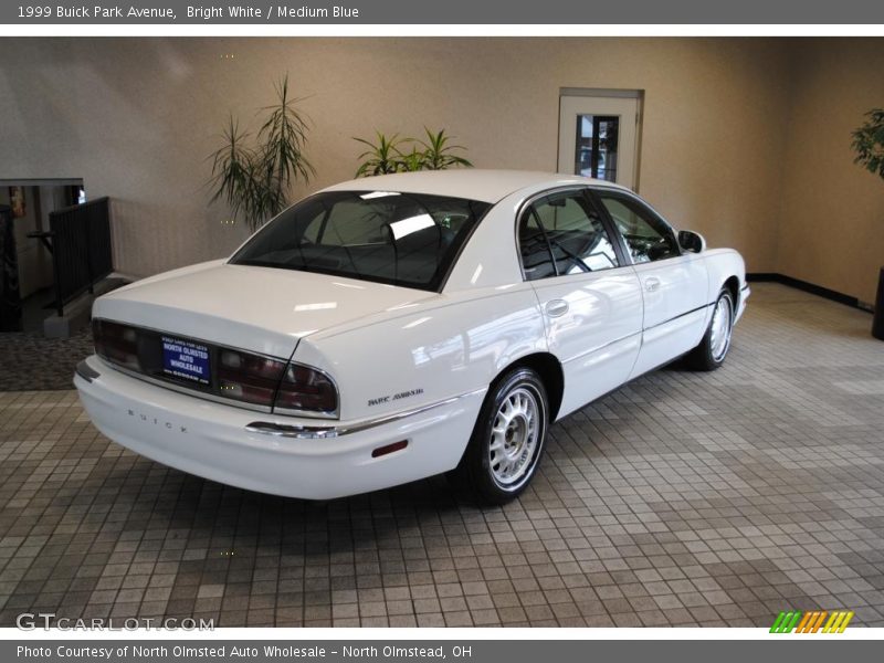 Bright White / Medium Blue 1999 Buick Park Avenue
