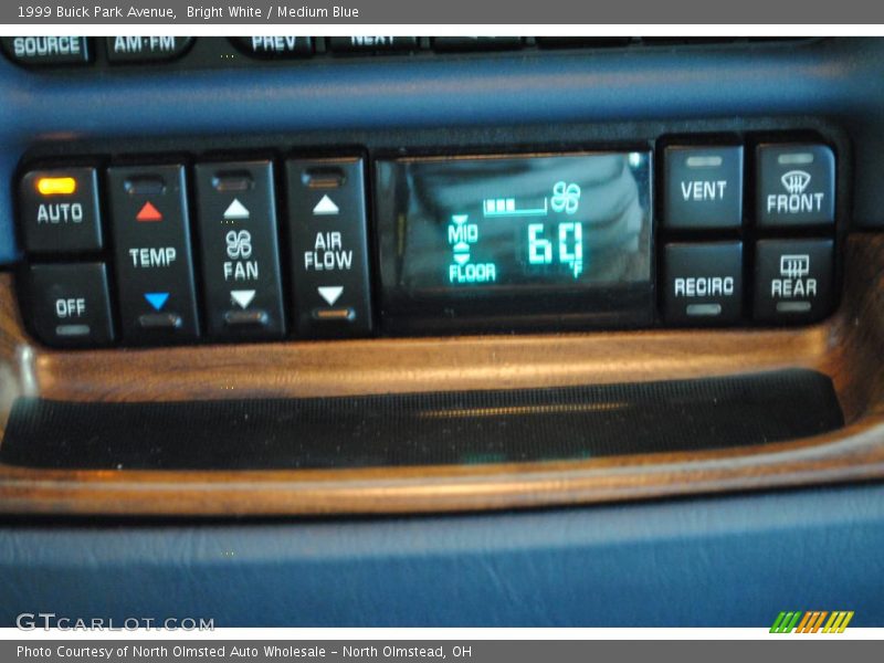 Controls of 1999 Park Avenue 