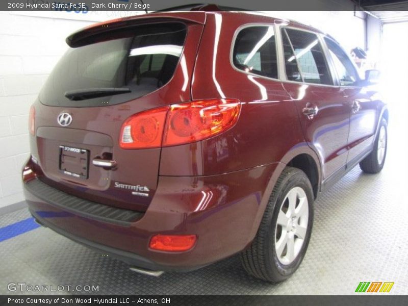 Dark Cherry / Beige 2009 Hyundai Santa Fe SE