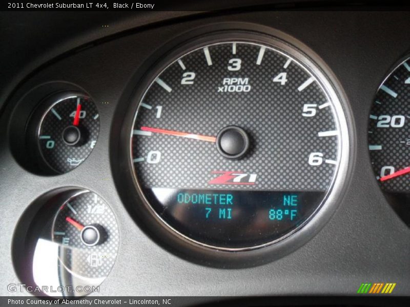 Black / Ebony 2011 Chevrolet Suburban LT 4x4