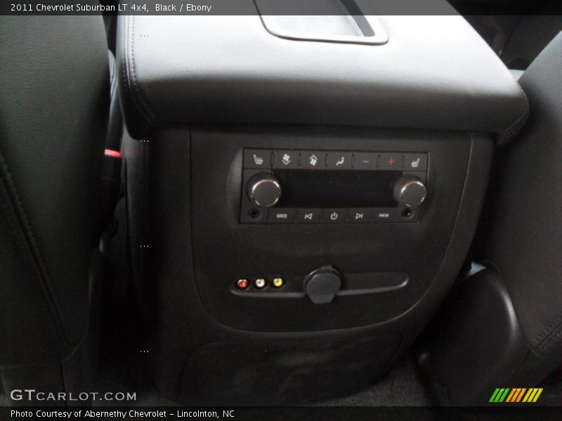 Black / Ebony 2011 Chevrolet Suburban LT 4x4