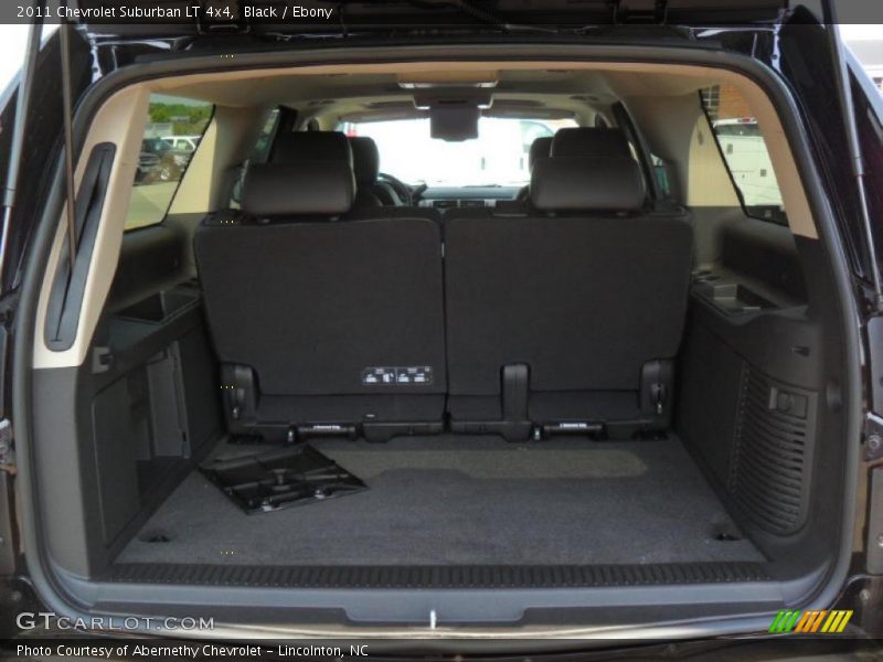 Black / Ebony 2011 Chevrolet Suburban LT 4x4