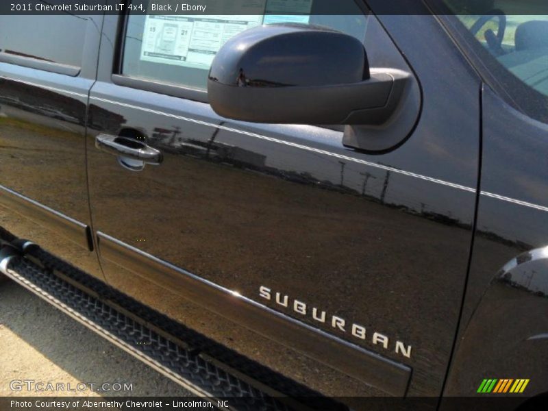 Black / Ebony 2011 Chevrolet Suburban LT 4x4