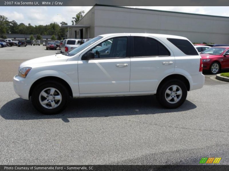 White / Gray 2007 Kia Sorento LX