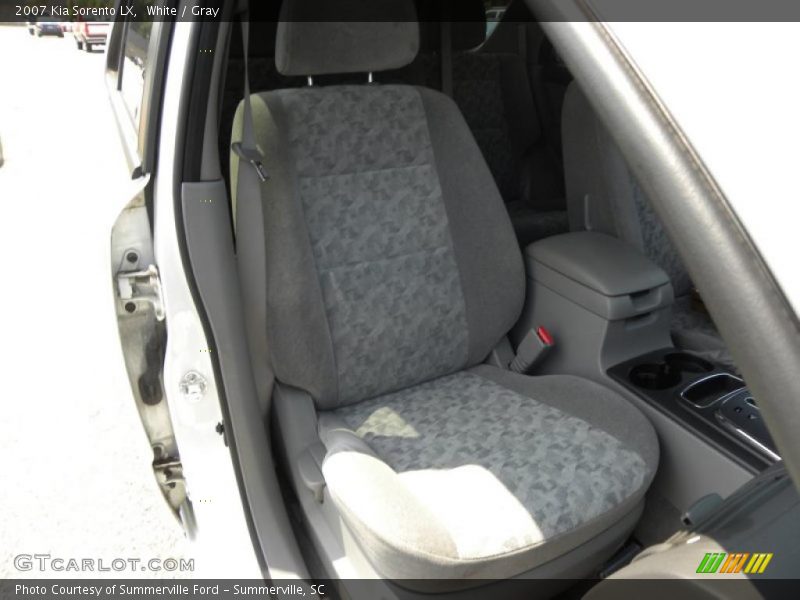 White / Gray 2007 Kia Sorento LX