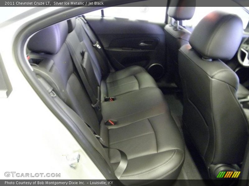 Silver Ice Metallic / Jet Black 2011 Chevrolet Cruze LT